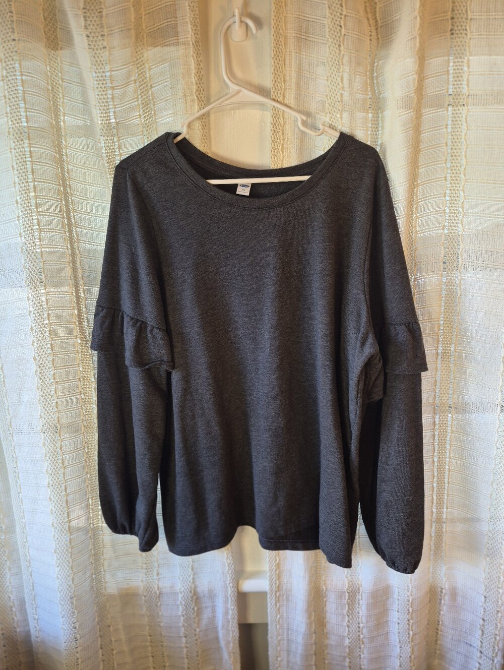Old Navy Dark Gray Women's Long-Sleeve Pullover Woth Ruffle Sleeves Size XXL